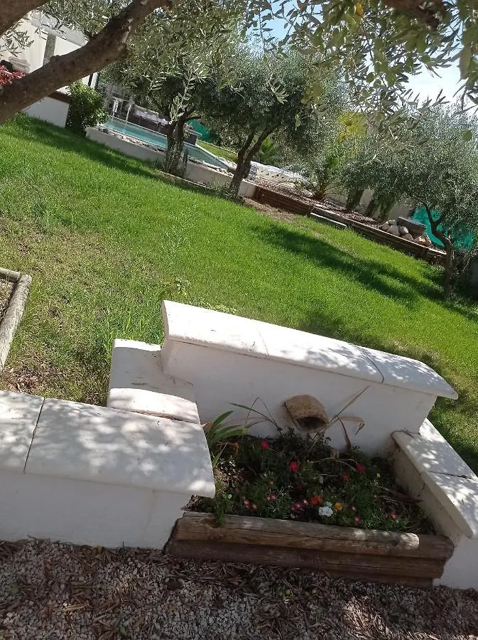 Villa Le Luberon Mérindol 0*,  フランス